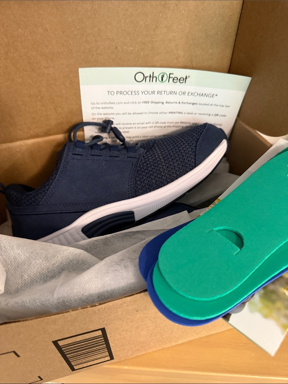 Women’s NWT navy orthofeet shoes
